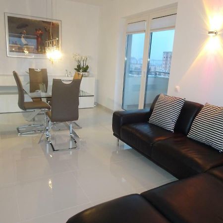 Апартаменты Apartament Francesca Брашов Экстерьер фото