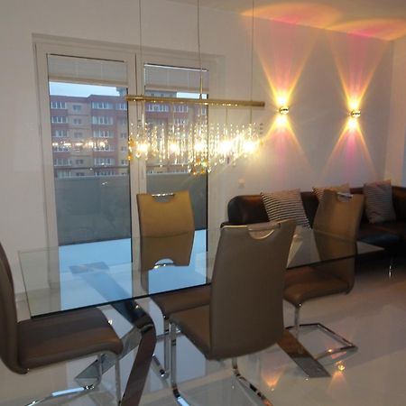 Апартаменты Apartament Francesca Брашов Экстерьер фото